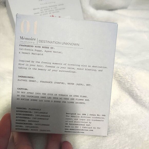 Ladies Perfume Bundle - Picture 8 of 10